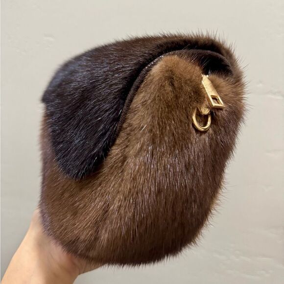 Brown Real Mink Fur Handmade Asymmetric Saddle Bag/Bumbag/Crossbody & 2 Straps - Picture 13 of 16
